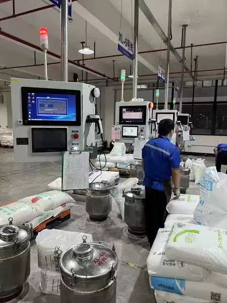 两年半社区品牌（KIKIHU）工业触摸电脑平板在嵌入式机柜出色的稳定运行(图5)